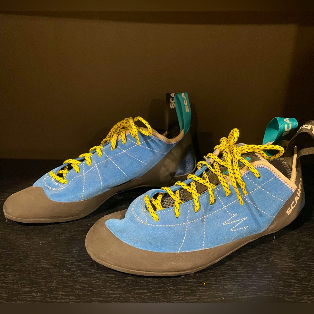 Scarpa Helix Rock Climbing Shoes